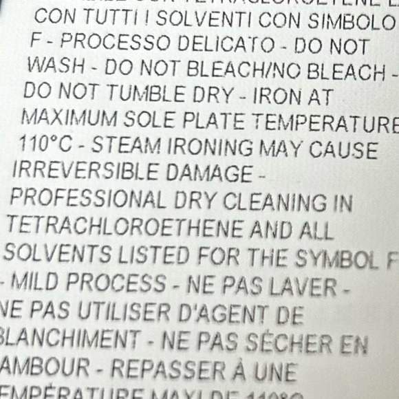 Armani Collezioni silk blouse - Picture 10 of 11